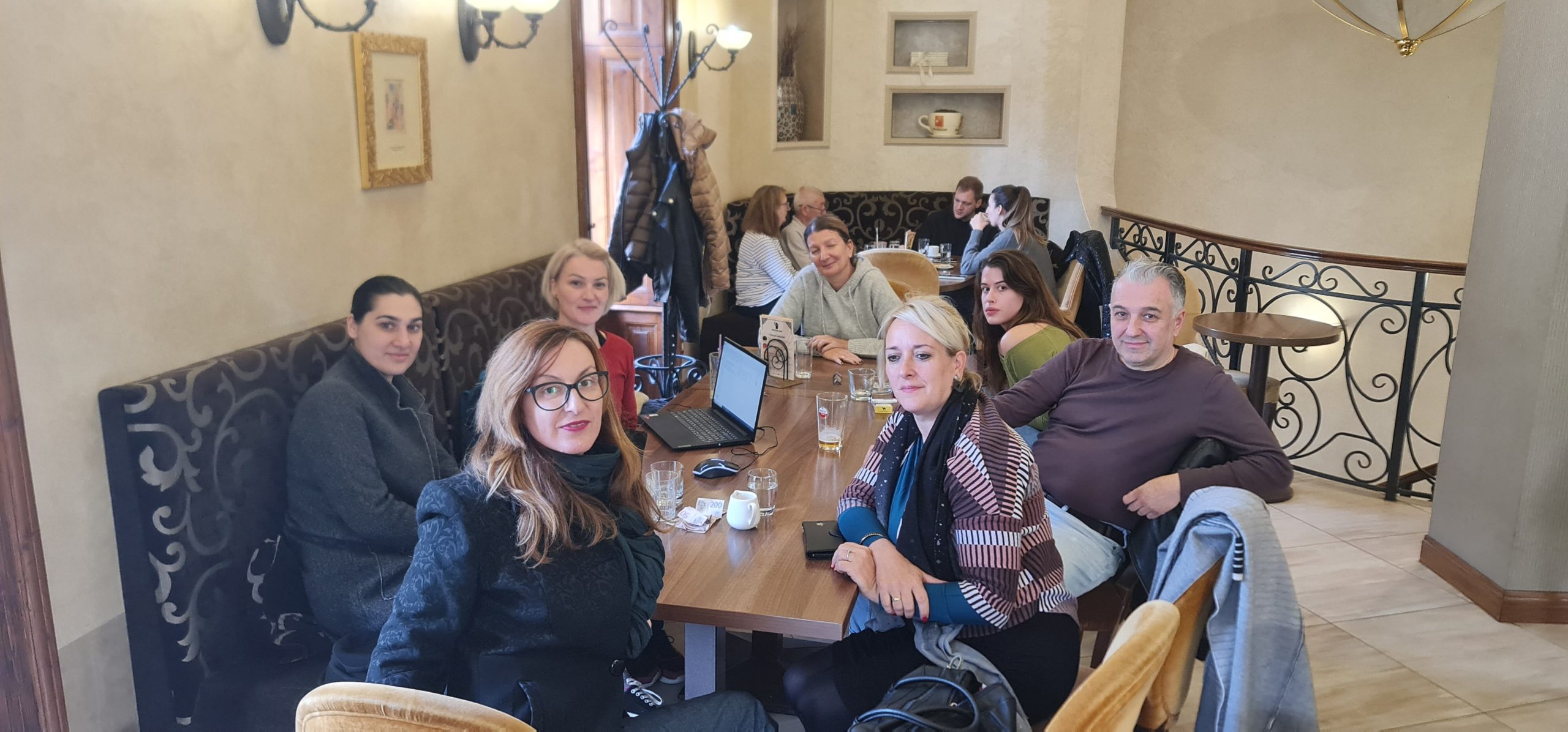 Znamenite Subotičanke kroz Ženske studije u Subotici nastavljaju sa svojim šestim ciklusom alternativnog visokoškolskog programa.M. Rakočević Cvijanov, S. Simeunović, M. Bašaragin, T. Kolar Janković, V. Miković, D. Mrkić i T. Babić Foto: dokumentacija ŽSI