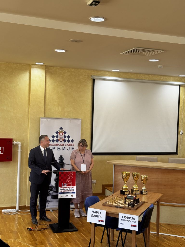 Uspeh žena u šahu ima šire posledice.