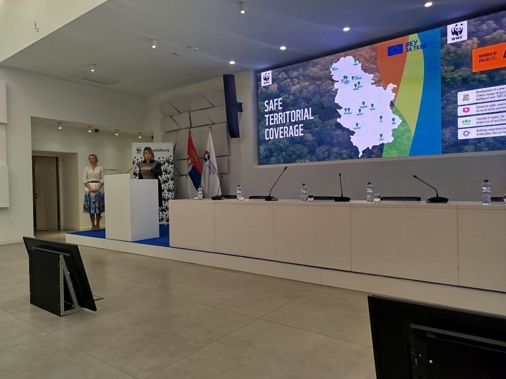 U okviru trećeg panela "Lokalne klimatske akcije" fokus je bio na lokalnim odgovorima na klimatske izazove.