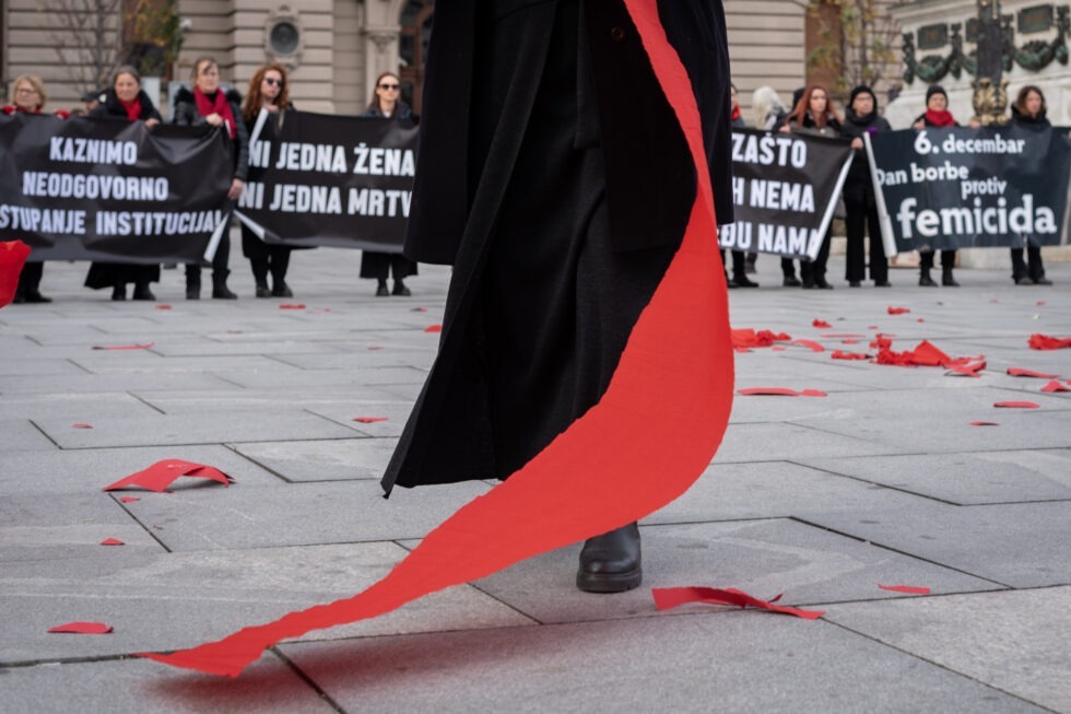 Fotografija ilustruje borbu nasilja nad ženama.