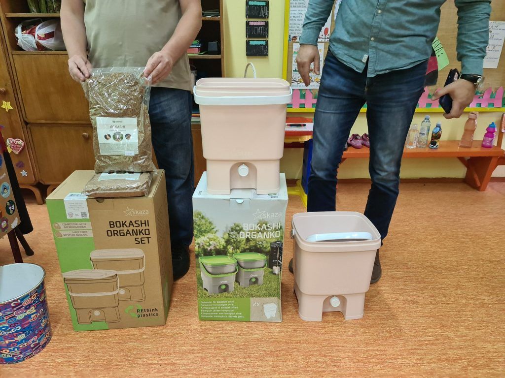 Primer kako kompostirati