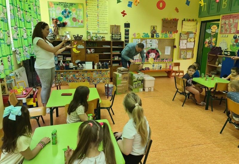Radionica u školi o kompostiranju.