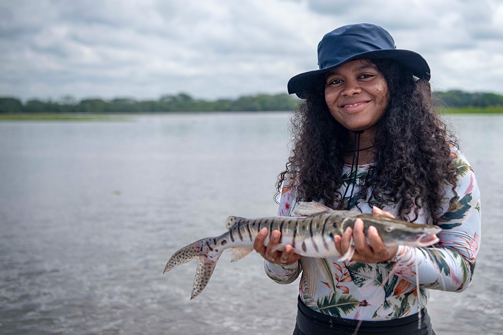 Yuvelis Morales Blanco along the Magdalena River (Photo: Christian EscobarMora for the Goldman Environmental Prize)